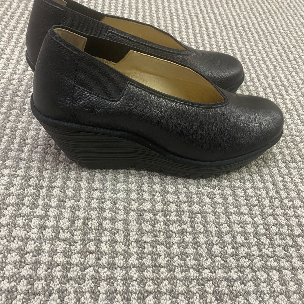 NWOT  fly london Black Wedge Slip-On Shoes size 38